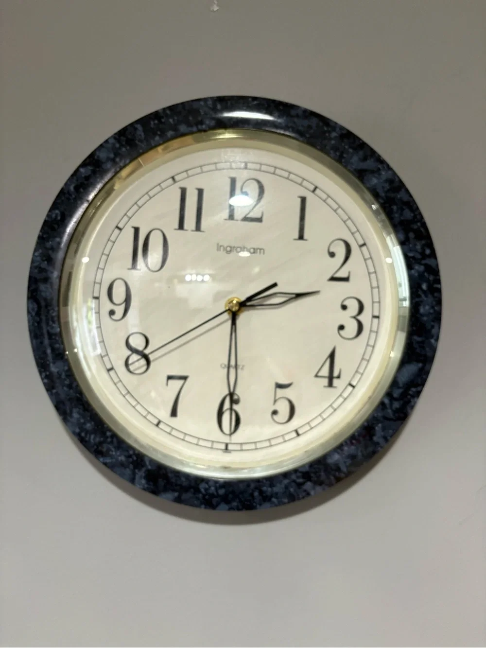 Vintage Ingraham Quartz Wall Clock - Blue Faux Marble/Granite Border (12
